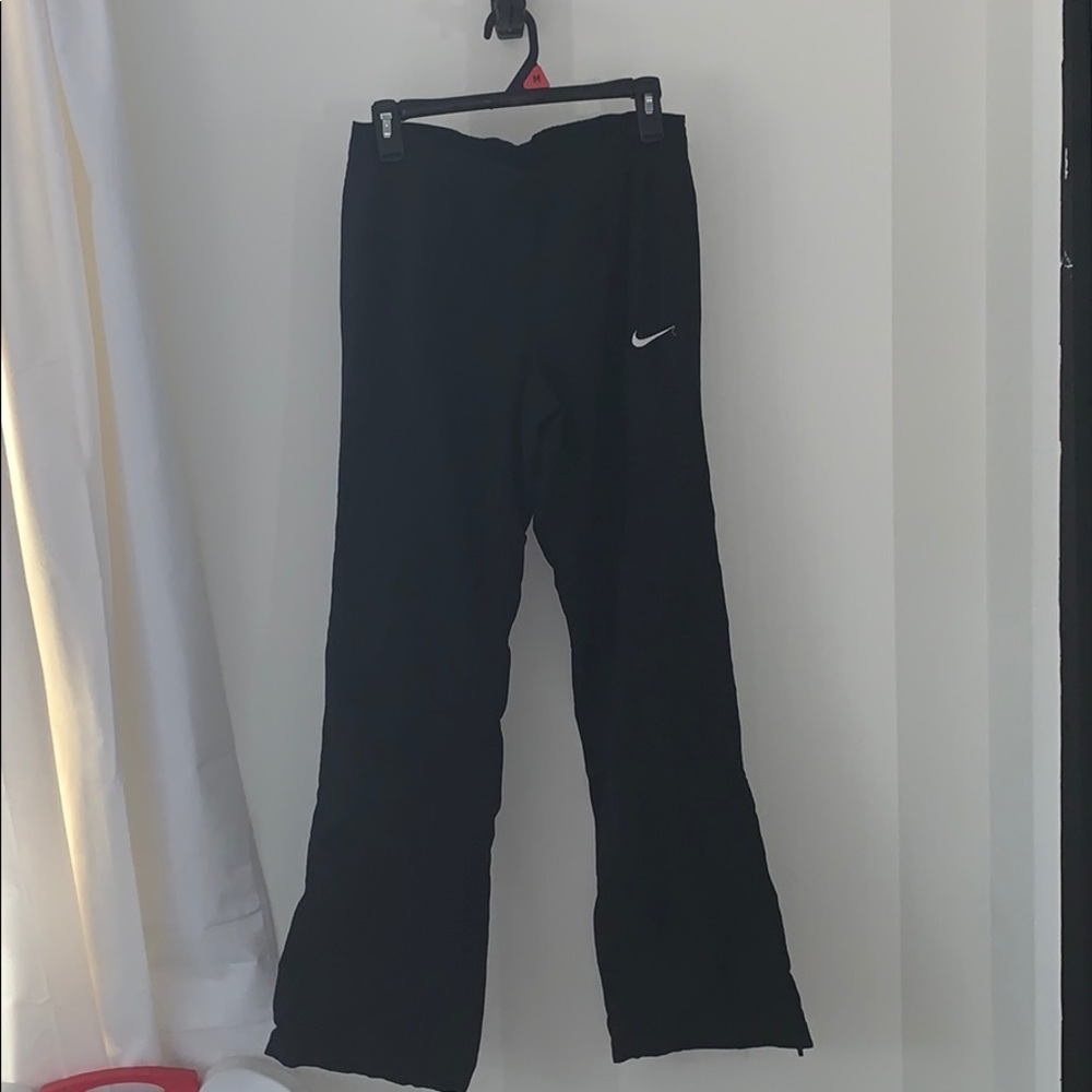 Women’s Nike wind/track pants